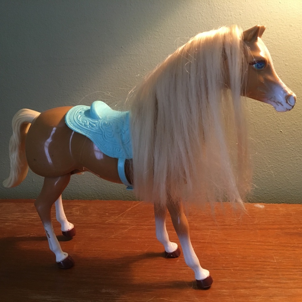 Barbie Saddle & Ride horse